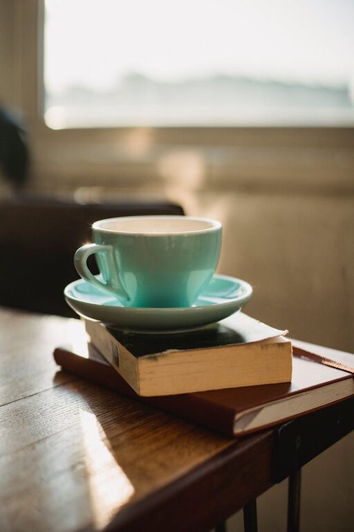 Cozy Evenings Without Screens: Relaxing Ideas to Unplug and Unwind